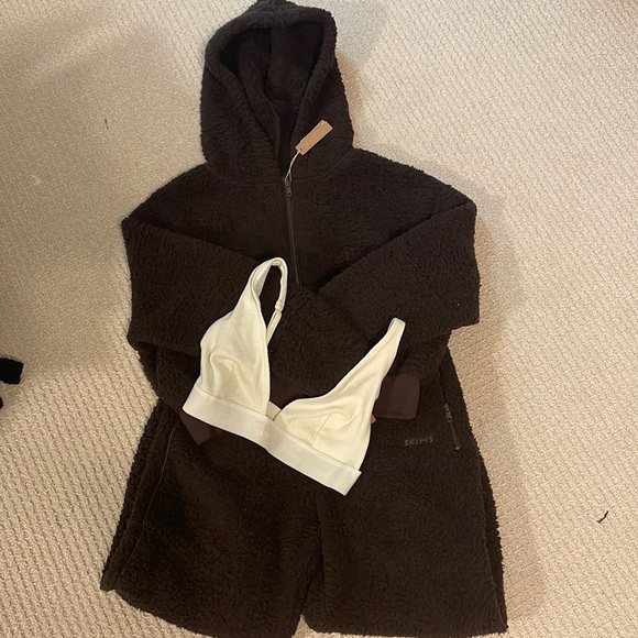 SKIMS Other - SKIMS BUNDLE